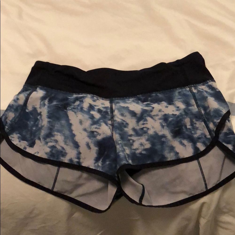 Lululemon Women’s Speed Up Shorts 2.5”